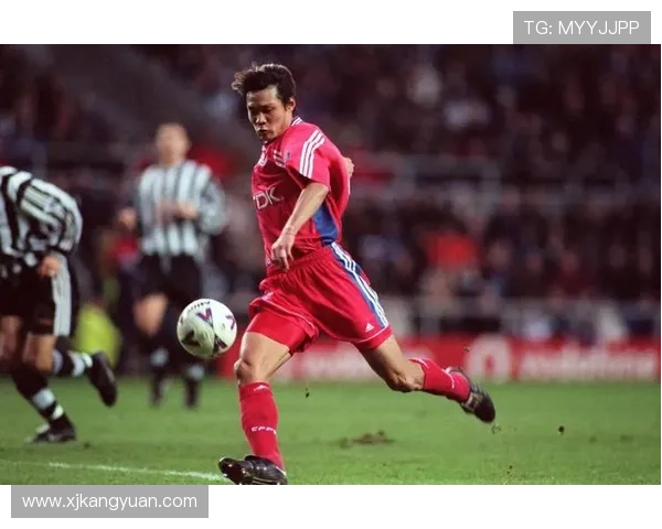 足球明星古烈治的传奇人生与场上风采全解析