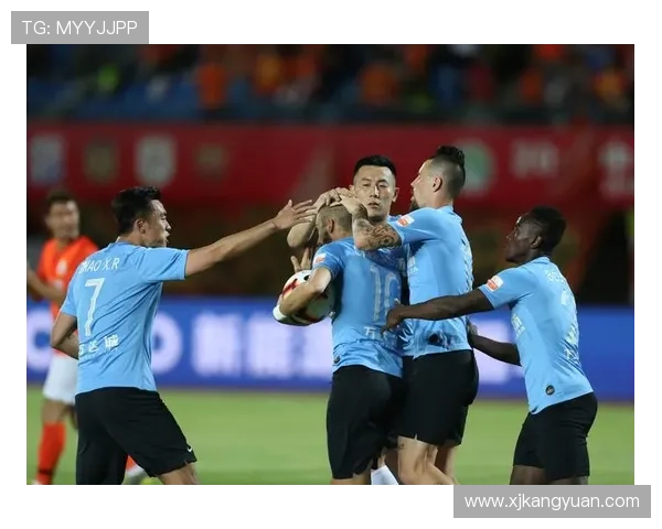 足球明星受伤瞬间集锦视频回顾让我们见证他们的坚韧与勇气